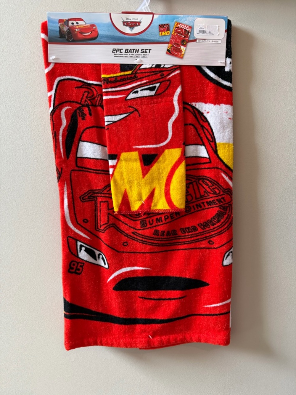 Disney Cars Towel NEW 2 Pc Bath Set Cotton Lightning McQueen LMQ Bathtime Fun 95